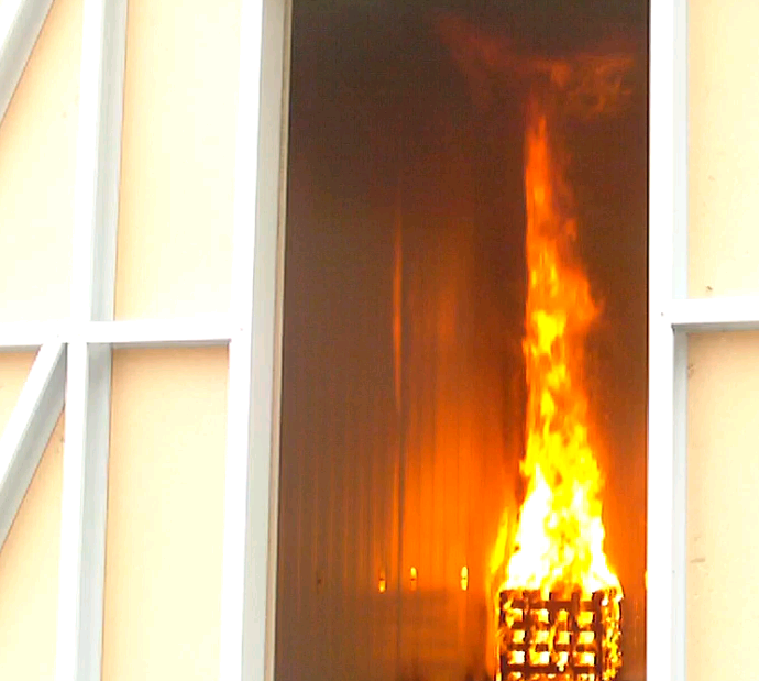 高阻燃冷庫(kù)板(圖1) 高阻燃冷庫(kù)板(圖1)