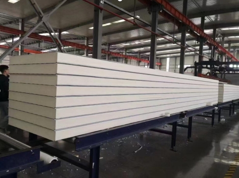 聚氨酯冷庫板:高效保溫,守護冷鏈安全的優選材料(圖1) 聚氨酯冷庫板:高效保溫,守護冷鏈安全的優選材料(圖1)